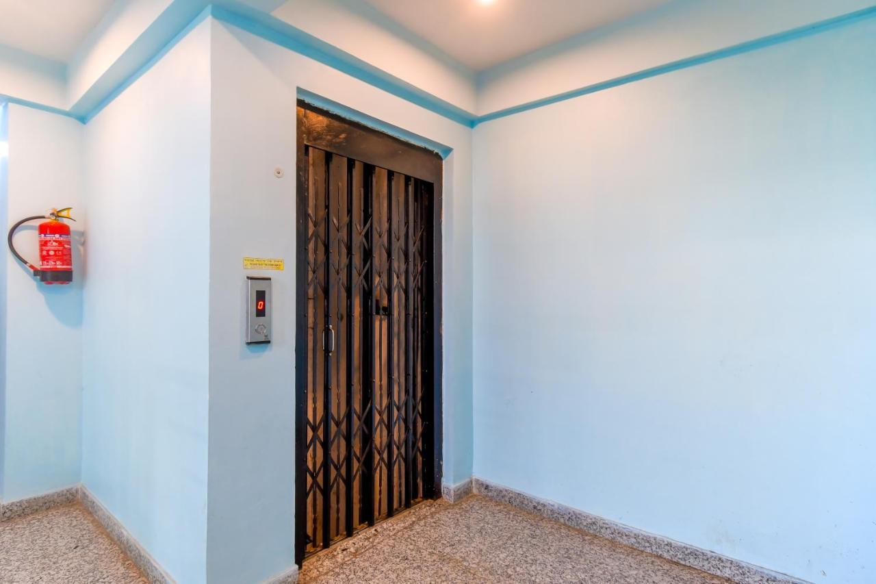 Astra Casa Calcutta Exterior foto
