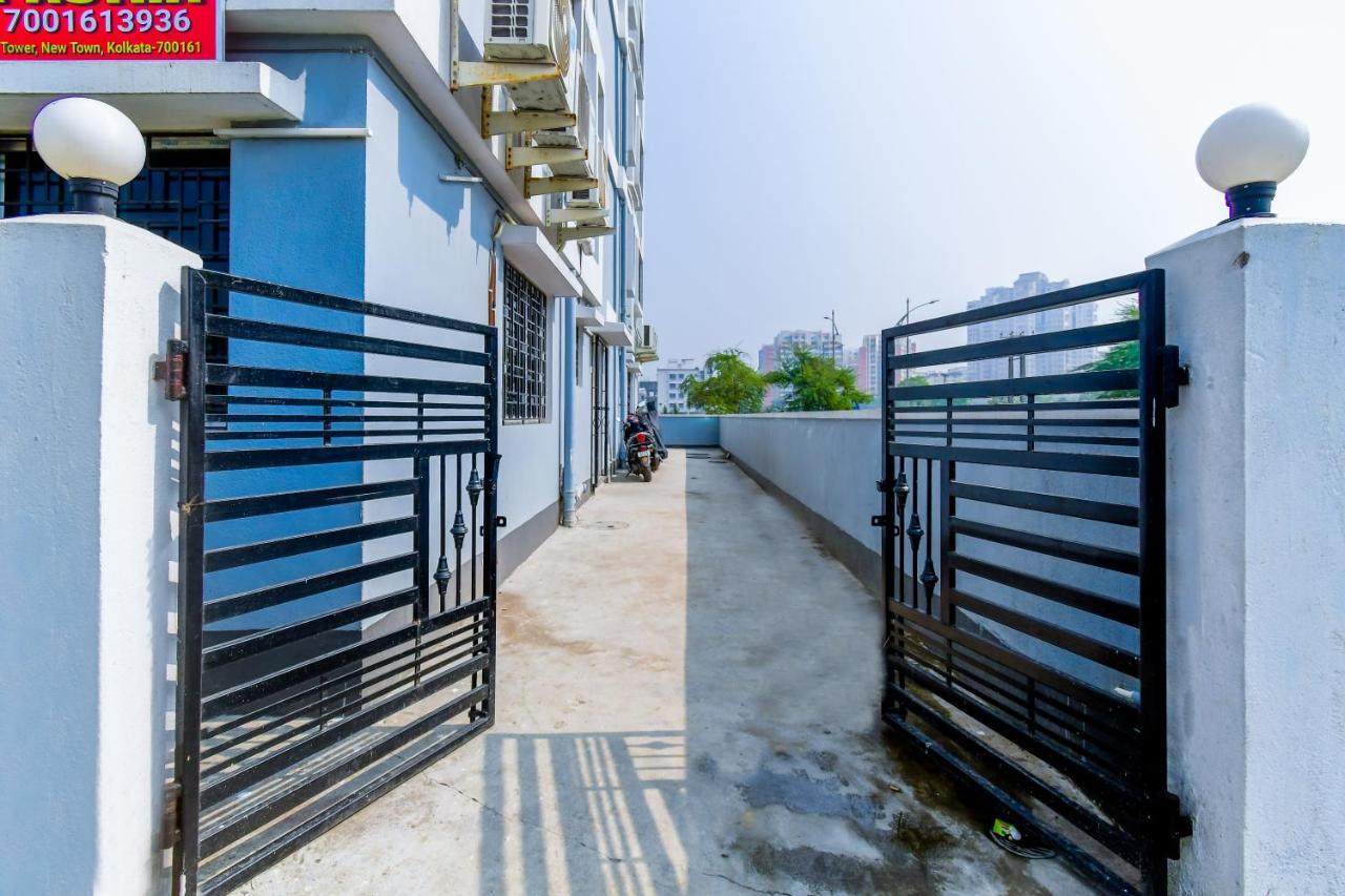 Astra Casa Calcutta Exterior foto